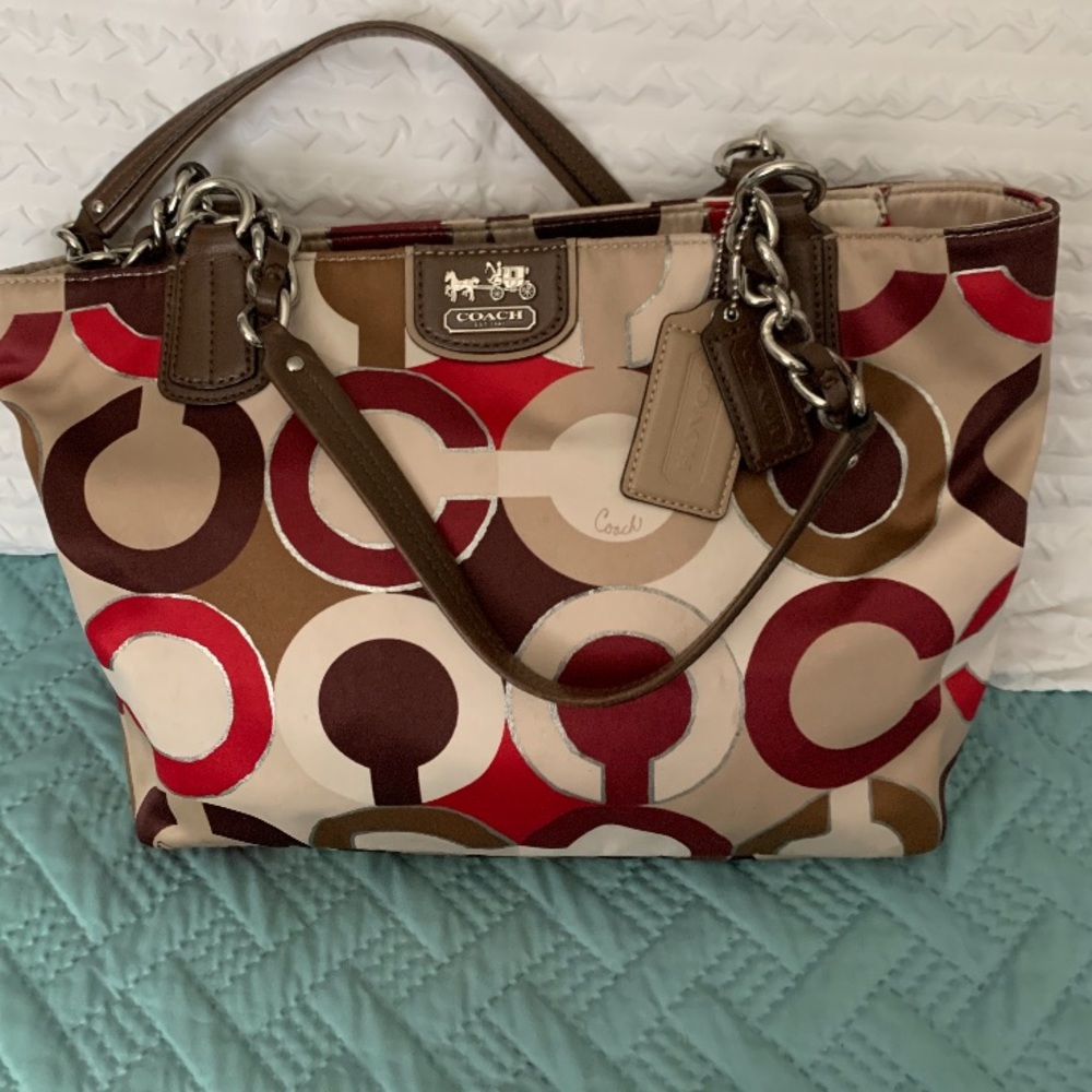 Coach  F1226-21235 purse and dust bag